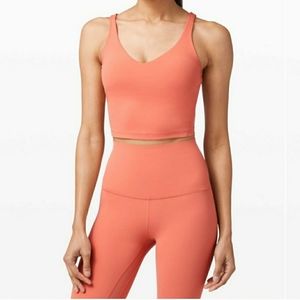 LULULEMON 🍋 size 8 align tank